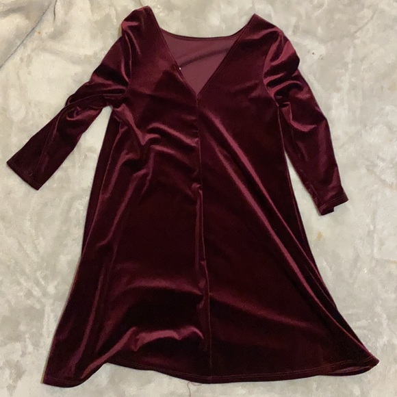 Maroon velvet mini dress - Picture 2 of 5